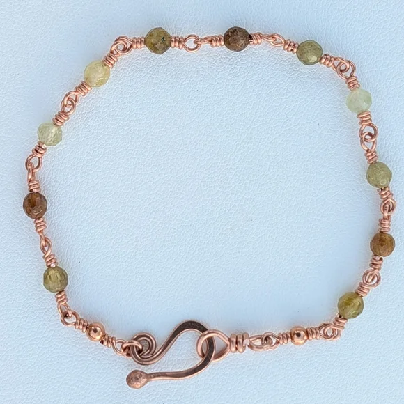 Dainty Copper Bracelet Natural Green Garnet Gems Artisan Crafted Feminine Style - Picture 8 of 15